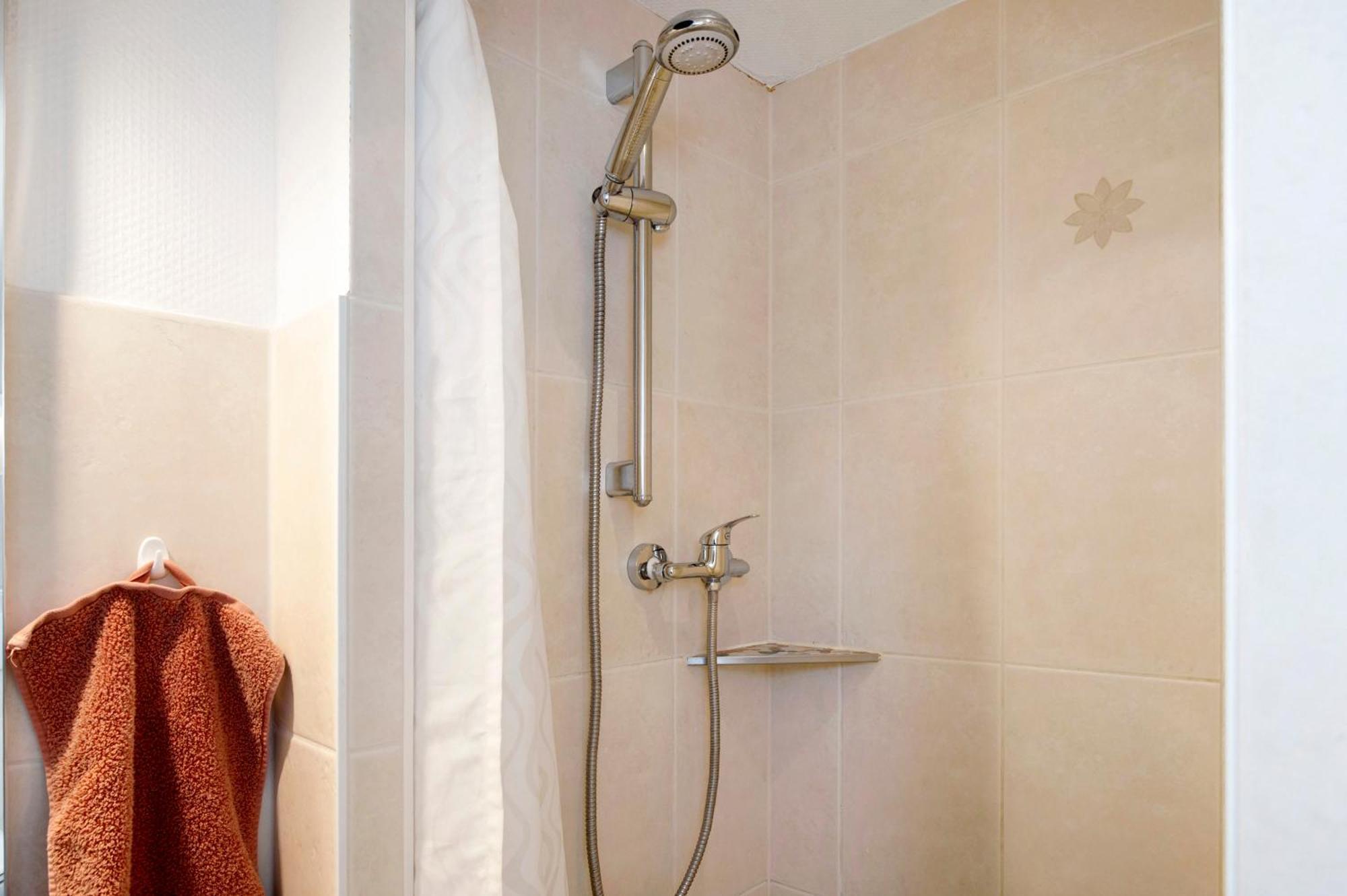 Wellness Ferienwohnung Mueller Росток Экстерьер фото